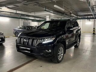 2017 Toyota Land Cruiser Prado 150 Series Рестайлинг 2, чёрный, 4500000 рублей, вид 4