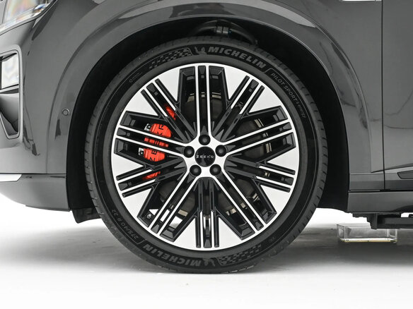 2026 Zeekr 8X 70 kWh, серебристый - вид 21