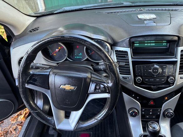 2012 Chevrolet Cruze I, чёрный, 735000 рублей - вид 9
