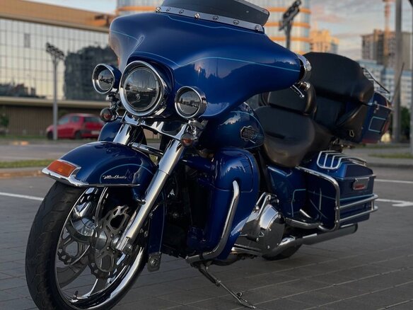 2009 Harley-Davidson Electra Glide, синий, 700000 рублей - вид 6