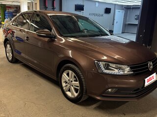 2015 Volkswagen Jetta VI Рестайлинг, коричневый, 1030000 рублей, вид 1
