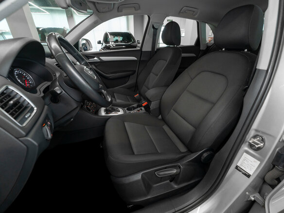 2015 Audi Q3 I (8U) Рестайлинг, серебристый - вид 8