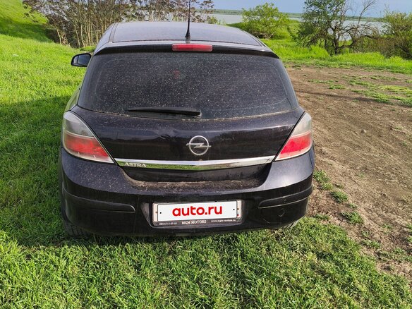 2011 Opel Astra H Рестайлинг, чёрный, 450000 рублей - вид 3