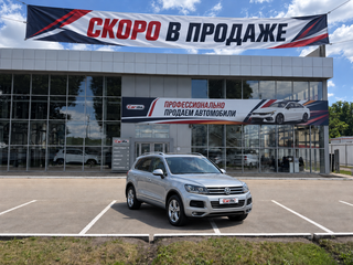 2011 Volkswagen Touareg II, серебристый, 1750000 рублей, вид 1