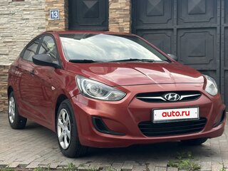 2011 Hyundai Solaris I, красный, 700000 рублей, вид 3