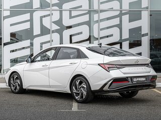 2023 Hyundai Elantra VII (CN7) Рестайлинг, белый, 2139000 рублей, вид 2