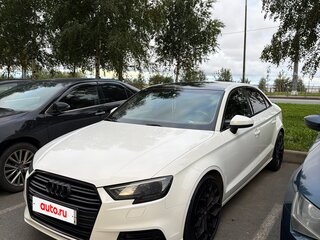 2017 Audi A3 III (8V) Рестайлинг, белый, 1700000 рублей, вид 4