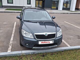2011 Skoda Octavia Scout II (A5) Рестайлинг, серый, 860000 рублей, вид 1