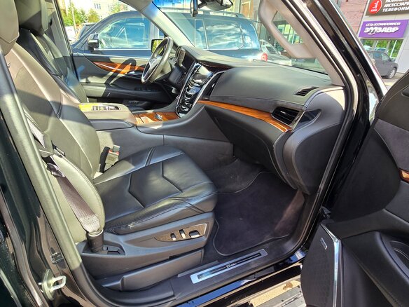 2014 Cadillac Escalade IV, чёрный - вид 4