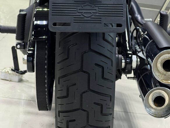 2025 Harley-Davidson Street Bob, оранжевый, 1690000 рублей - вид 17