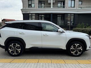 2024 Geely Atlas II, белый, 2890000 рублей, вид 3