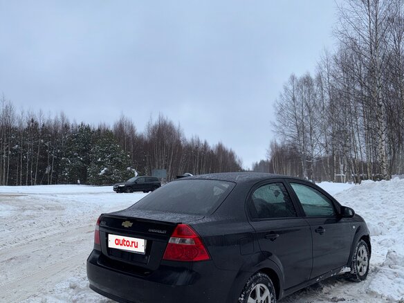 2010 Chevrolet Aveo I Рестайлинг, чёрный, 450000 рублей - вид 3