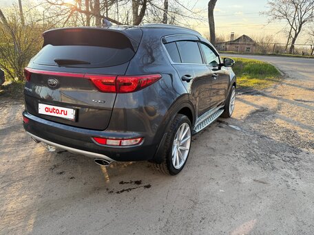 2017 Kia Sportage IV, серый, 1350000 рублей, вид 5