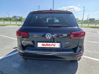2011 Volkswagen Touareg II, чёрный, 1900000 рублей, вид 4