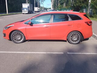 2017 Kia Ceed II Рестайлинг, красный, 1420000 рублей, вид 5