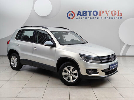 2013 Volkswagen Tiguan I Рестайлинг, серебристый, 854000 рублей, вид 1