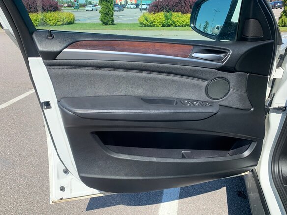 2013 BMW X6 35i I (E71) Рестайлинг, белый, 1980000 рублей - вид 13