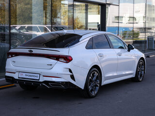 2021 Kia K5 III, белый, 2549000 рублей, вид 5