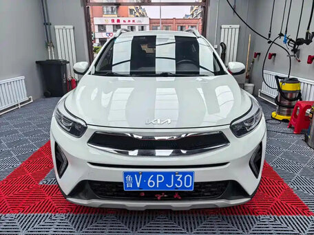 Kia KX1