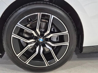 2026 BMW 7 серии 740d xDrive VII (G70), белый, 14291099 рублей, вид 5