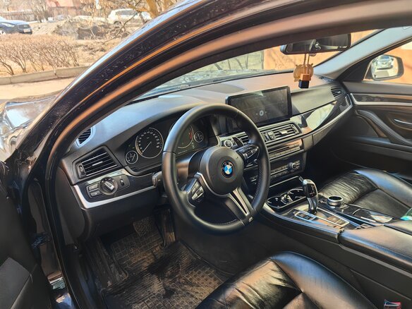 2011 BMW 5 серии 520d VI (F10/F11/F07), чёрный, 1600000 рублей - вид 6