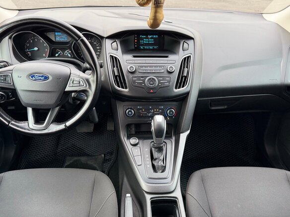 2015 Ford Focus III Рестайлинг, белый - вид 20