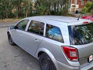 2012 Opel Astra H Рестайлинг, серебристый, 420000 рублей, вид 5