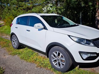 2014 Kia Sportage III Рестайлинг, белый, 1300000 рублей, вид 3
