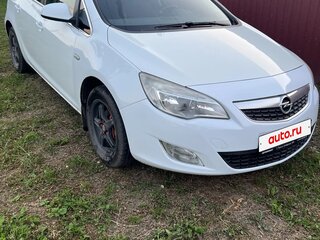 2012 Opel Astra J Рестайлинг, белый, 600000 рублей, вид 2