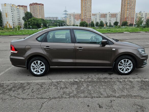 2016 Volkswagen Polo V Рестайлинг, коричневый - вид 7