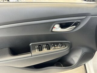 2025 Solaris KRX, белый, 2775000 рублей, вид 5