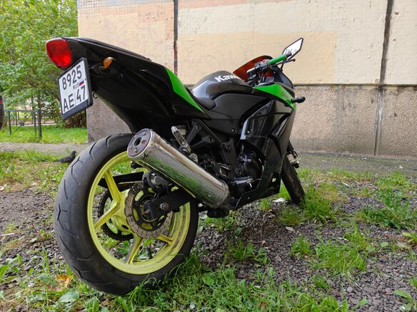 2008 Kawasaki Ninja 250R, зелёный, 220000 рублей - вид 2