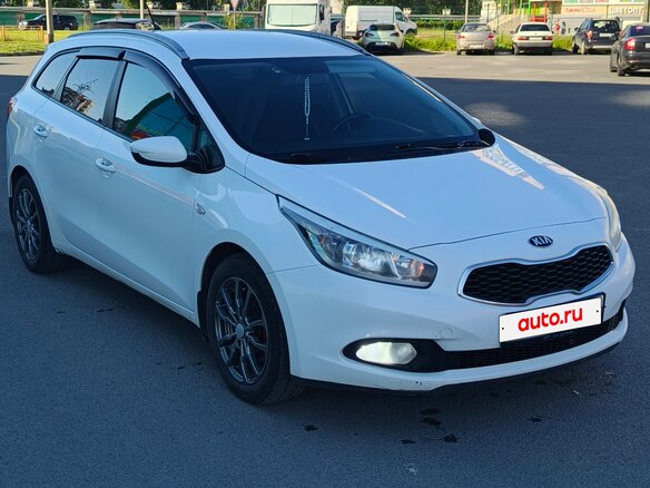 2015 Kia Ceed II, белый, 1010000 рублей - вид 1
