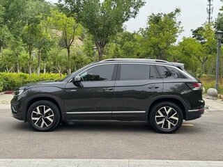 2023 Volkswagen Tayron I Рестайлинг, серый, 2120777 рублей, вид 5