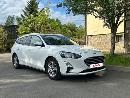 2021 Ford Focus IV, белый, 1380000 рублей, вид 3