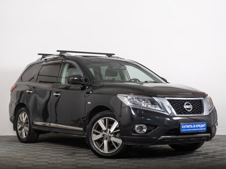 Nissan Pathfinder IV