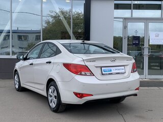 2015 Hyundai Solaris I Рестайлинг, бежевый, 939000 рублей, вид 4