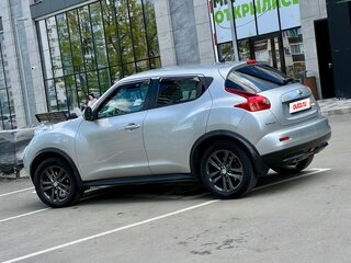 2011 Nissan Juke I, серебристый, 1100000 рублей, вид 4