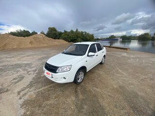 2014 Lada (ВАЗ) Granta I, белый, 550000 рублей, вид 2