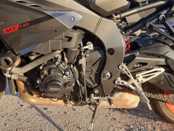 2019 Yamaha MT-10, чёрный, 1400000 рублей - вид 12