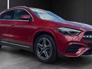 2023 Mercedes-Benz GLA 200 d II (H247) Рестайлинг, красный, 5825000 рублей, вид 3