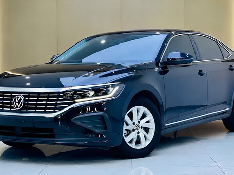 2023 Volkswagen Passat B8 Рестайлинг, чёрный, 2400000 рублей, вид 1