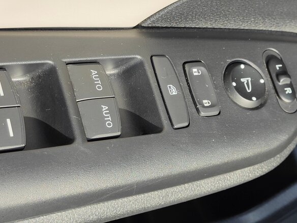 2018 Honda Insight III, серый, 1905000 рублей - вид 30