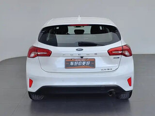 2019 Ford Focus IV, белый, 1242000 рублей, вид 5