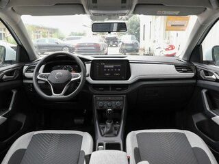 2026 Volkswagen Tharu XR, серый, 2380000 рублей, вид 3