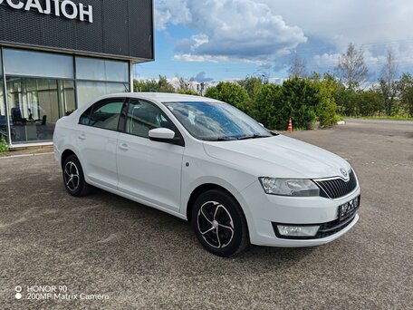 2015 Skoda Rapid I, белый, 1199000 рублей, вид 3