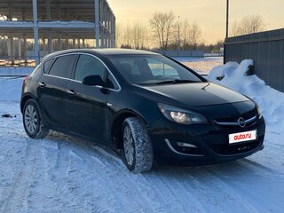 2013 Opel Astra J Рестайлинг, чёрный, 678000 рублей, вид 3