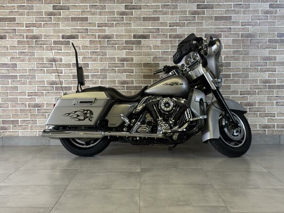 2008 Harley-Davidson Street Glide, серебристый, 855000 рублей - вид 17