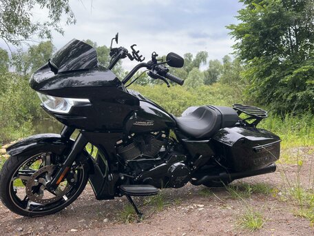 2024 Harley-Davidson Road Glide, чёрный, 2650000 рублей, вид 1