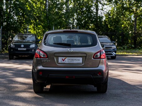 2011 Nissan Qashqai I Рестайлинг, бежевый, 841000 рублей, вид 4
